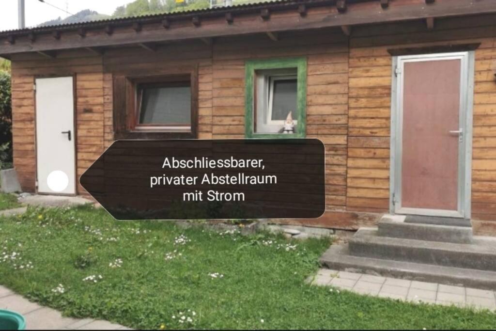 Schones Kleines Studio Mit Sitzplatz, Mitten Im Prattigau Jenaz Buitenkant foto